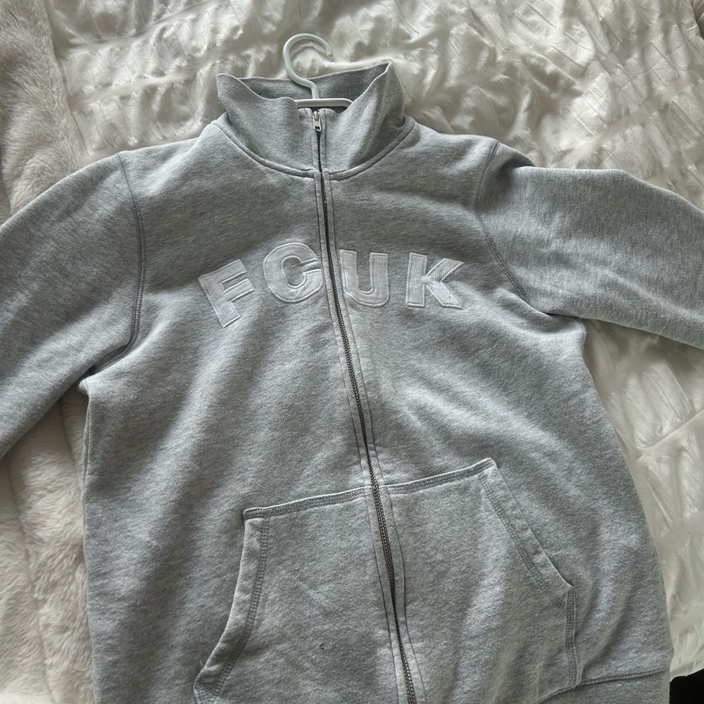 Grey zip sweater